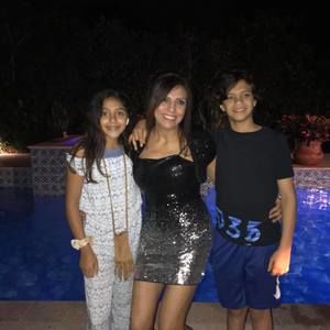 Meet your Posher, Lina